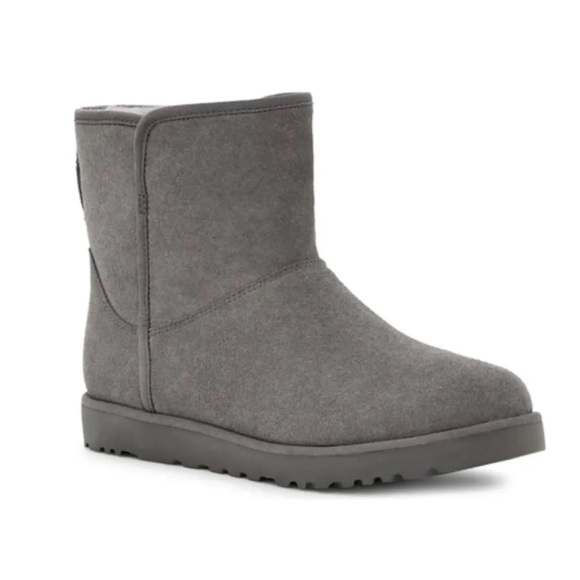 UGG Cory II Genuine Shearling Lined Boot - Picture 9 of 10